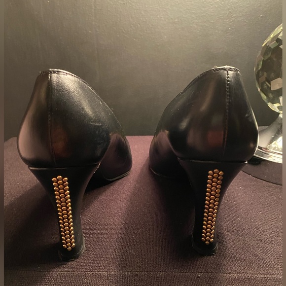 Stuart Weitzman Gold Beaded Heels Size 8.5 - Picture 3 of 7